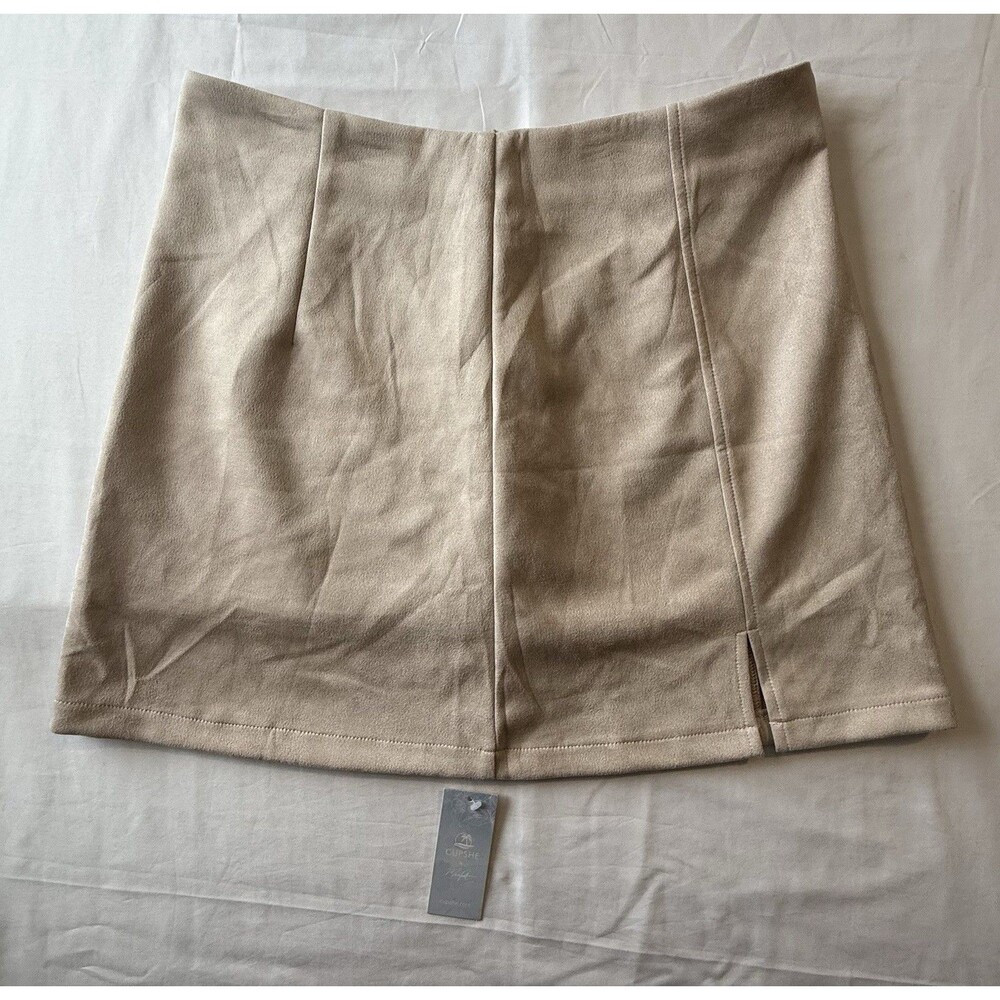 CUPSHE Women’s Faux Suede Mini Skirt Size L Beige Taupe A-Line Side Slit NWT